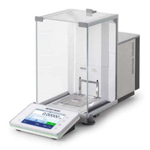 Mettler Toledo® XSR204DR Excellence Motorized Draft Shield Analytical Balance 81 g x 0.1 mg and 220 x 1 mg