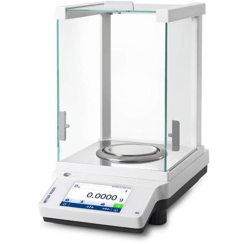 Mettler Toledo® ME204T/00 Analytical Balance with Internal Calibration 220 g x 0.1 mg