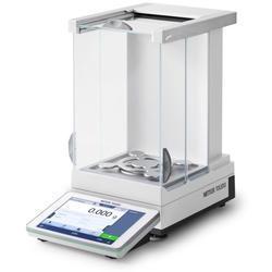 Mettler Toledo® XPR2003S/A (30710409) Milligram Balance with SmartPan and Draft Shield Legal for Trade 2100g x 1mg