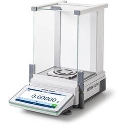 Mettler Toledo® MX105DU 30665091 Semi-micro Analytical Balance 42 g x 0.01 mg and 120 g x 0.1 mg